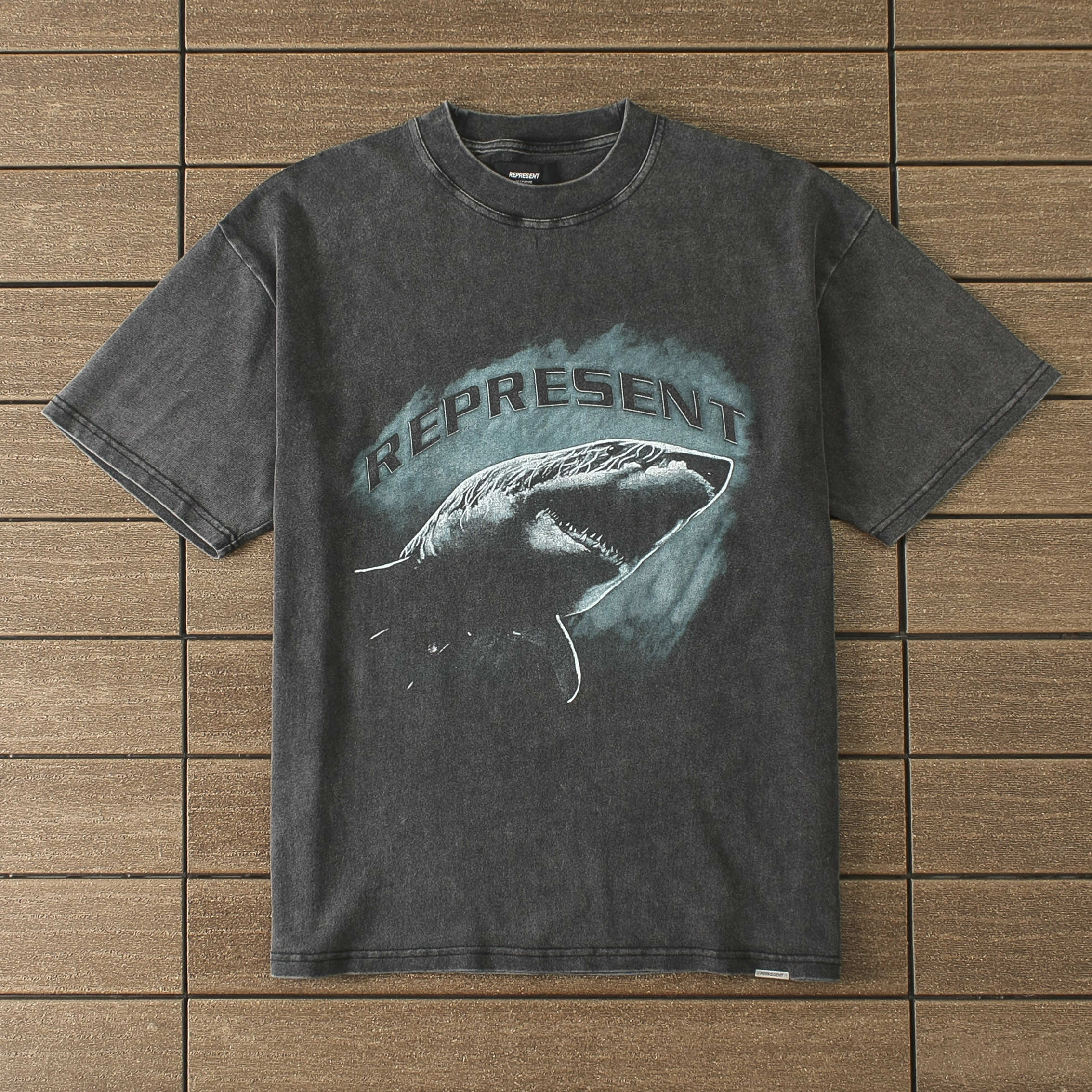 63_108 REPRESENT T-shirt