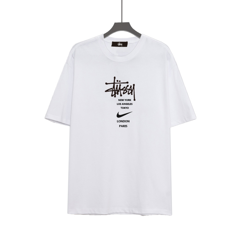 83_Stussy T-shirt