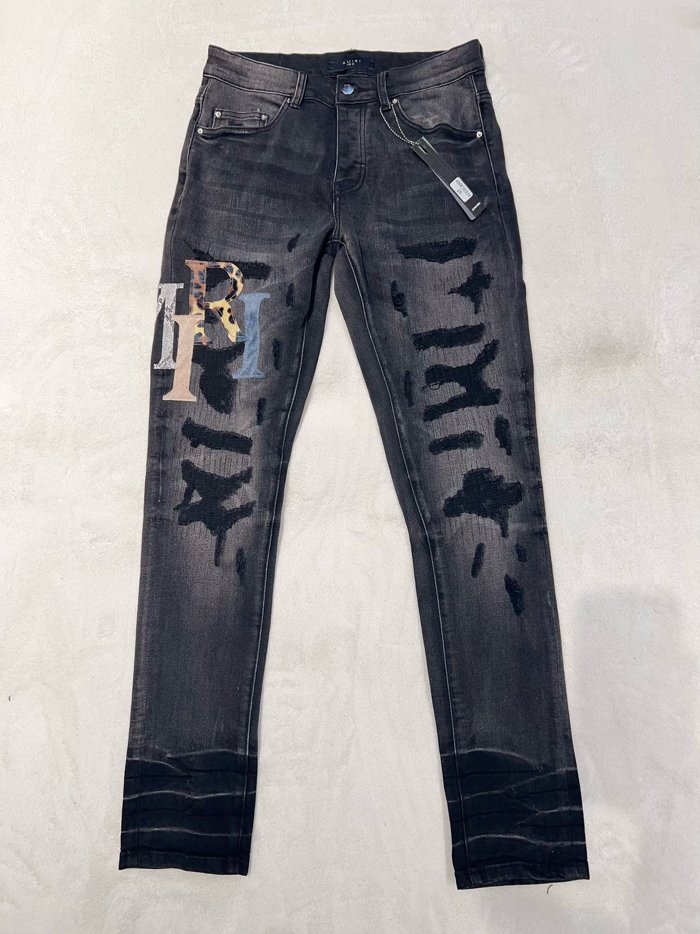 57_Amiri Jeans