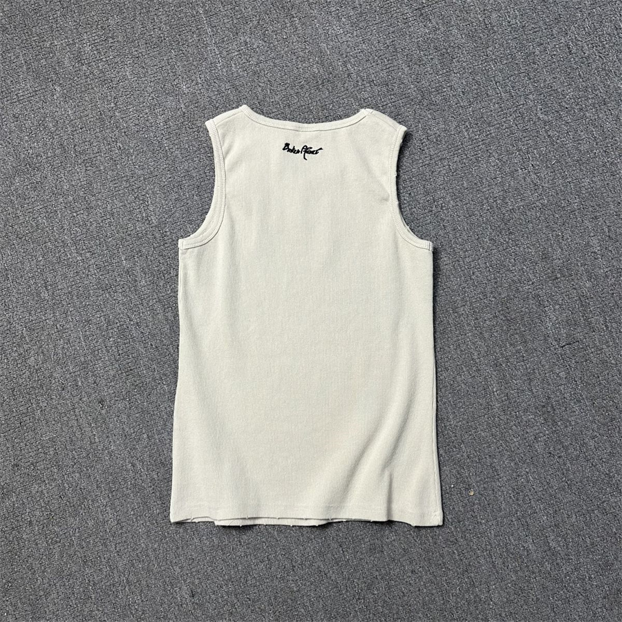 37_Broken Planet T-shirt