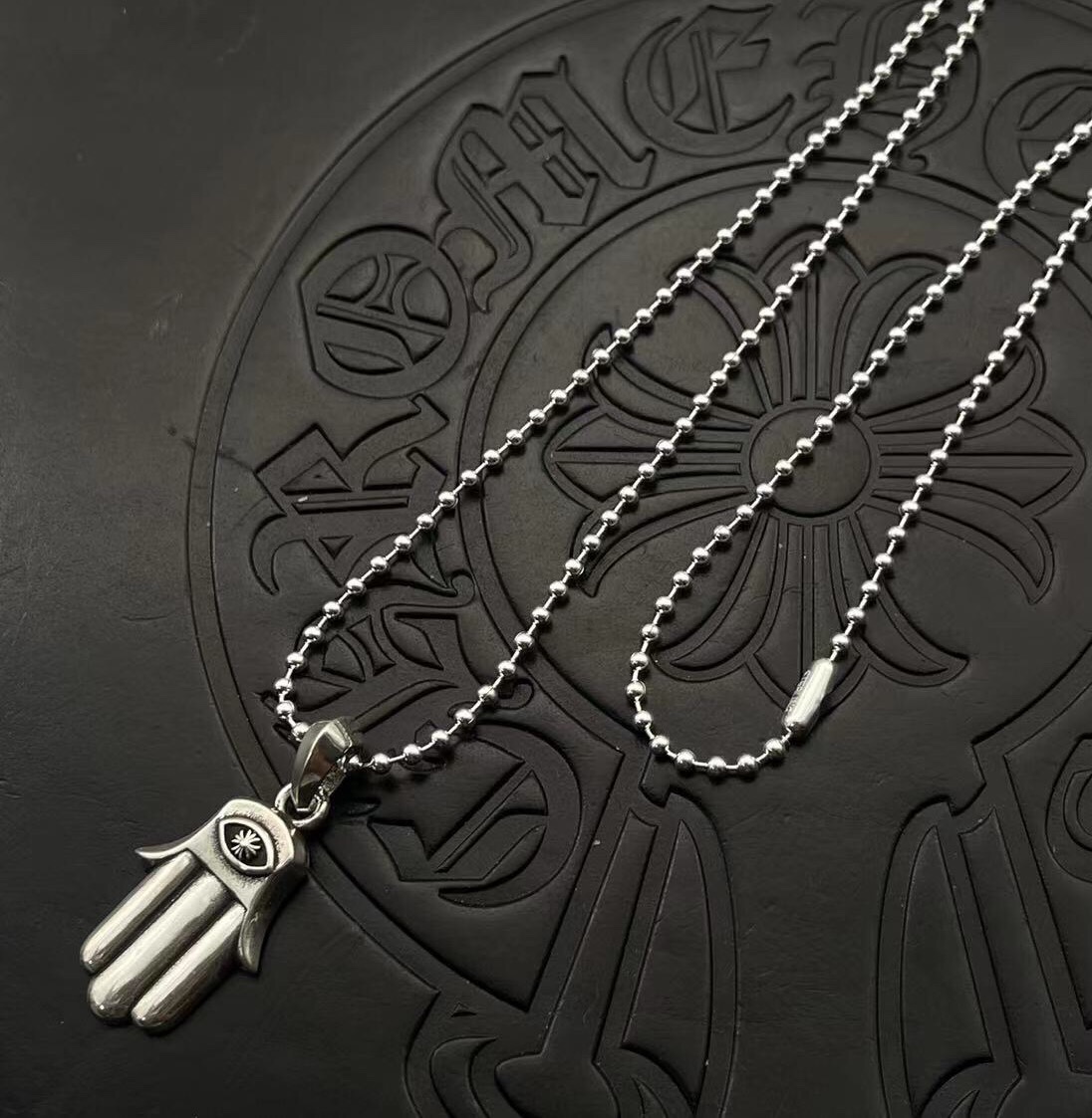 20_Chrome Heart Necklace