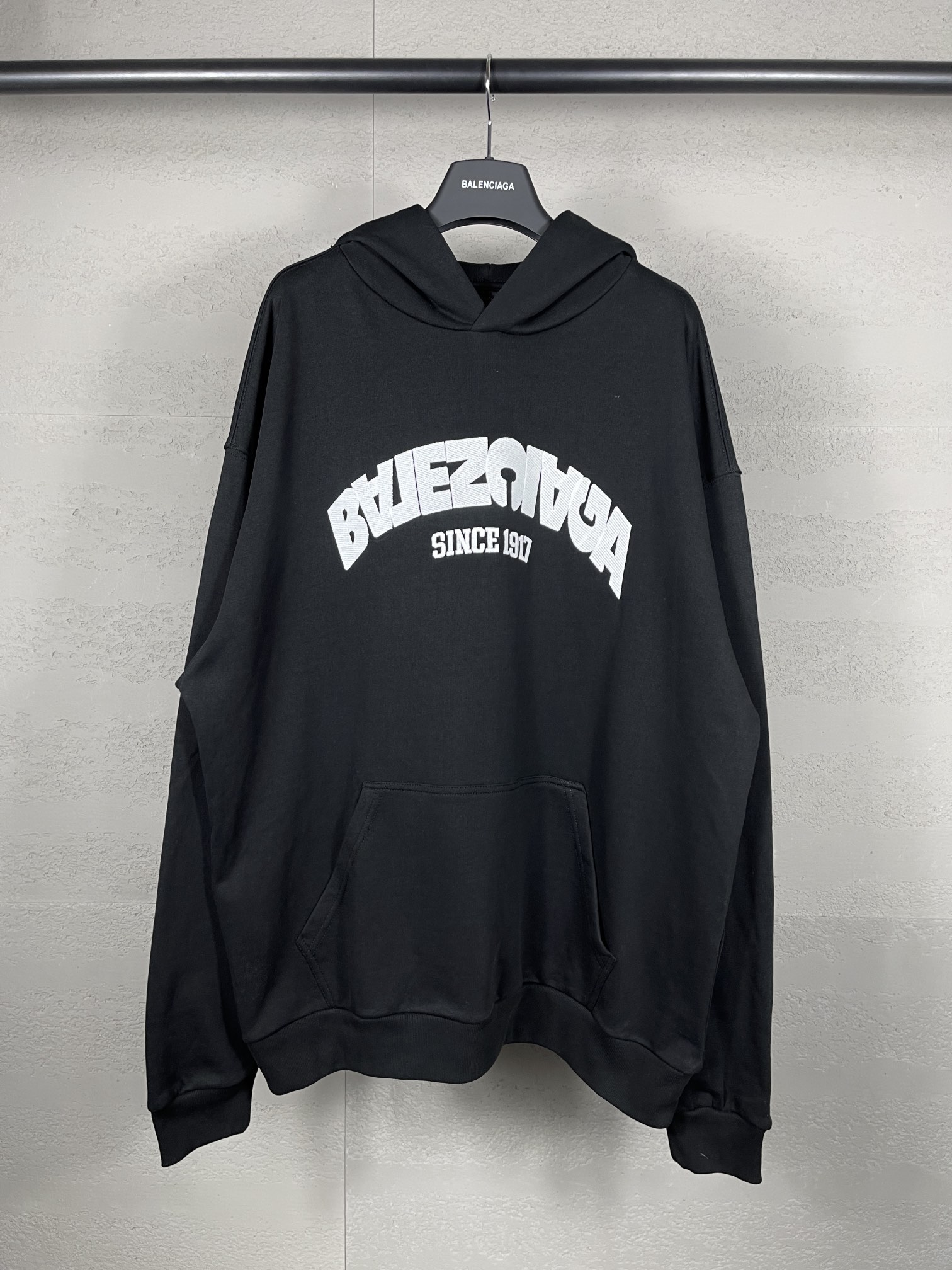 91_Balenciaga Hoodie