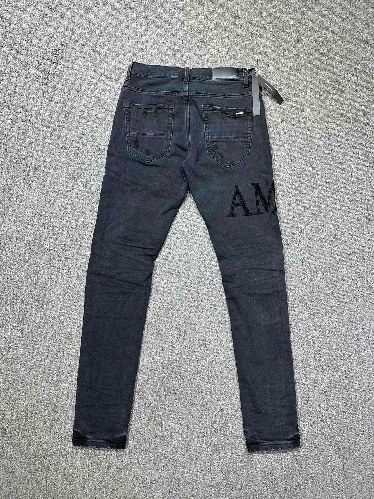 52_Amiri Jeans