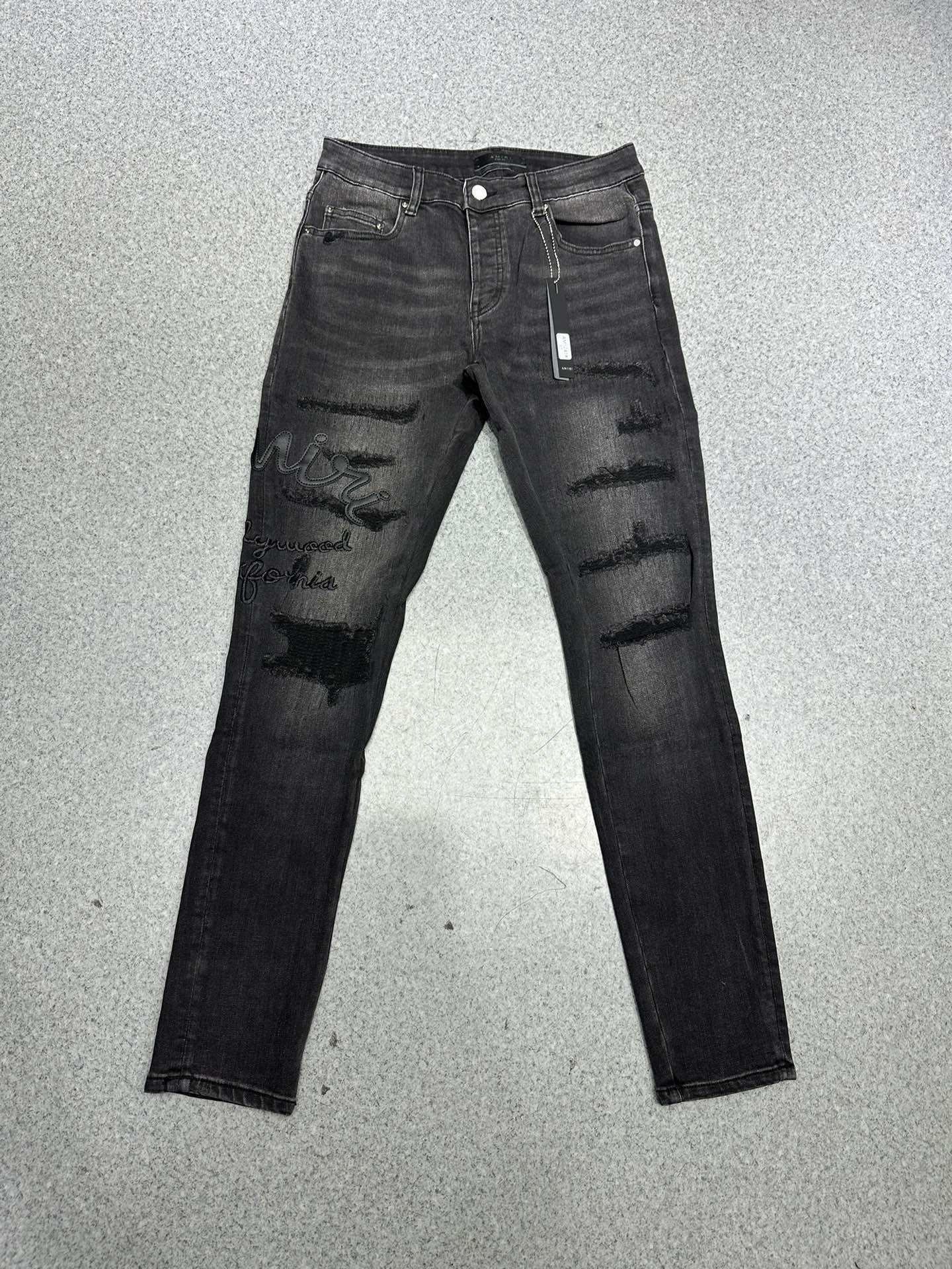 60_Amiri Jeans