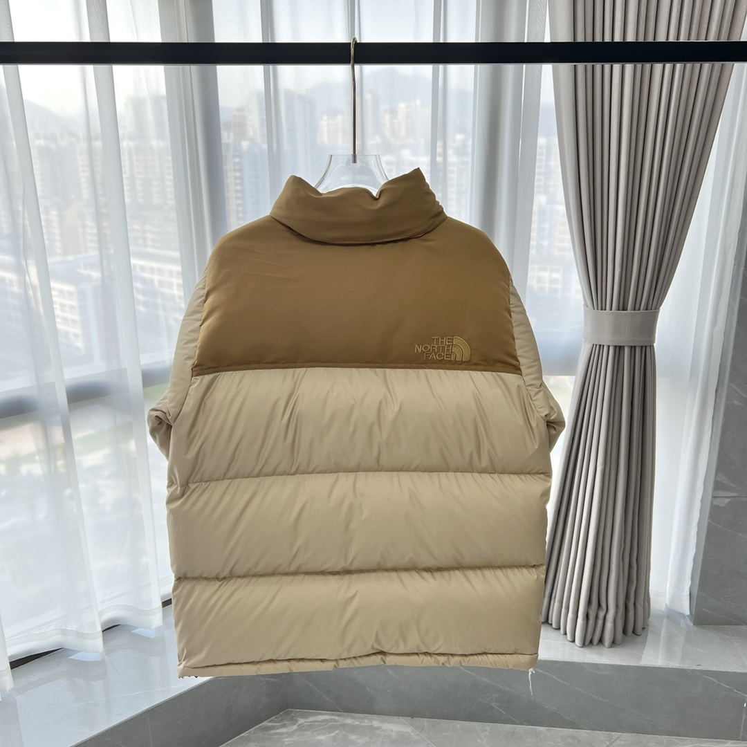 68_The North Face Down Jacket