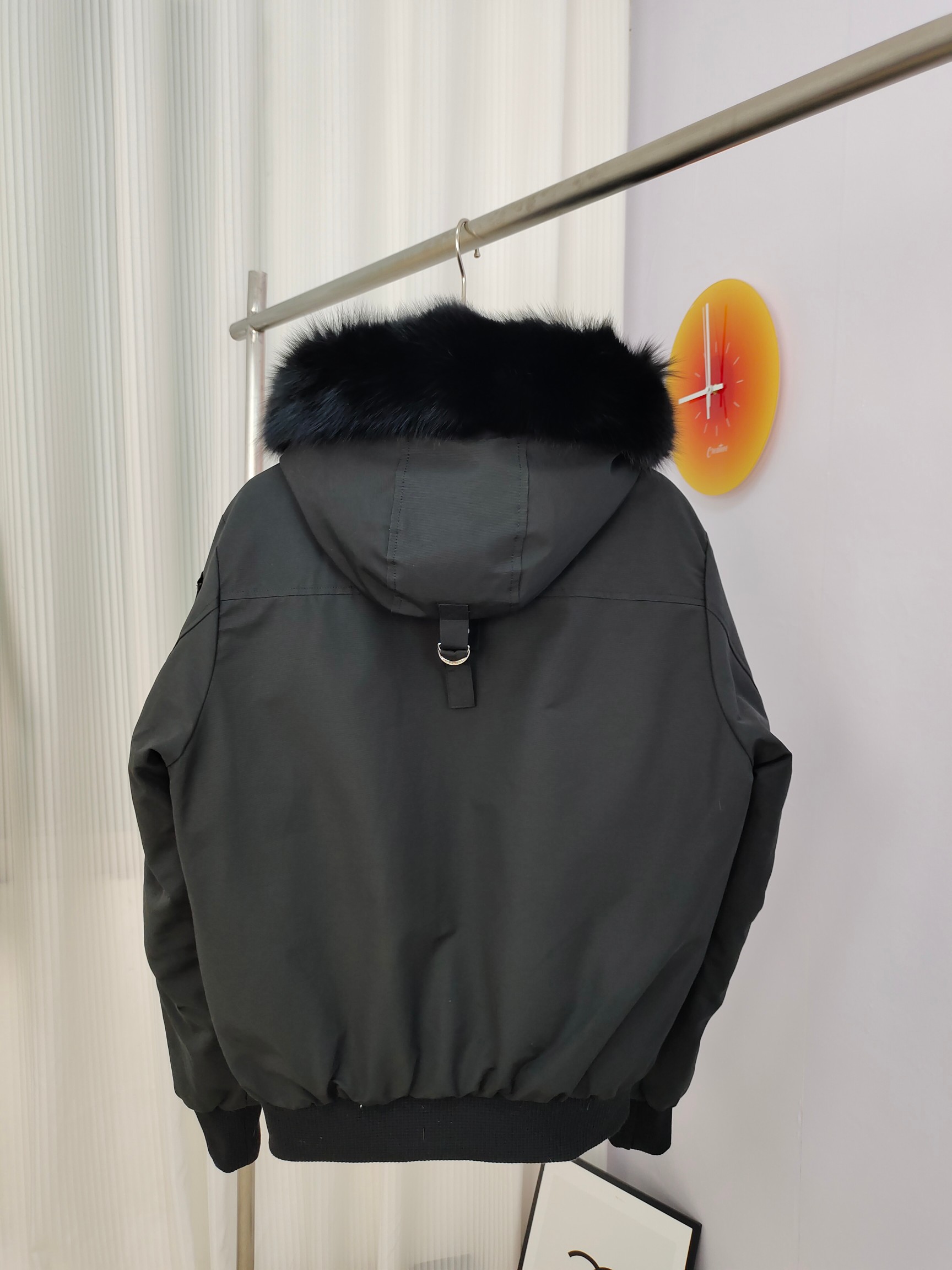 60_MOOSE KNUCKLES Down Jacket