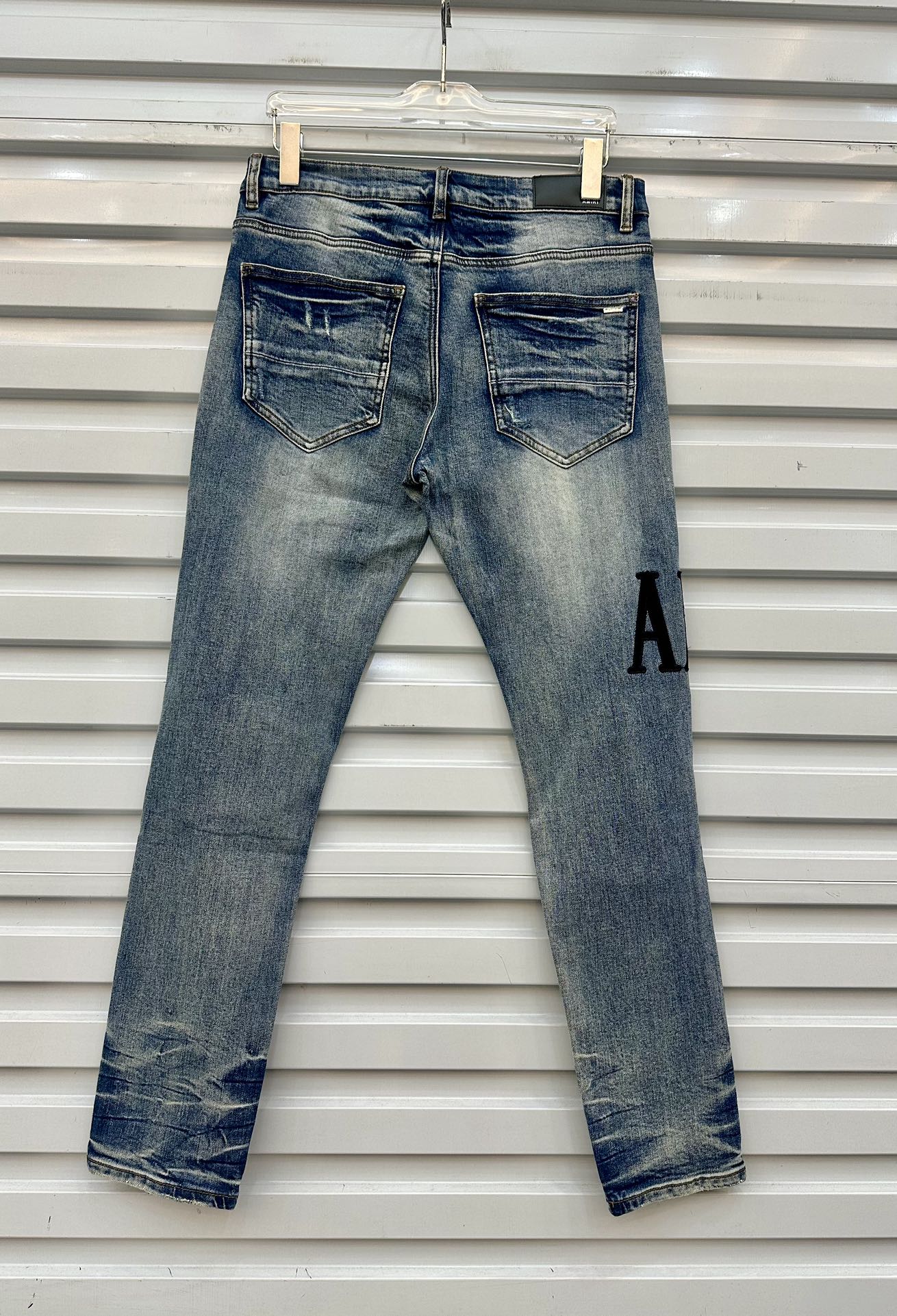 112_Amiri Jeans