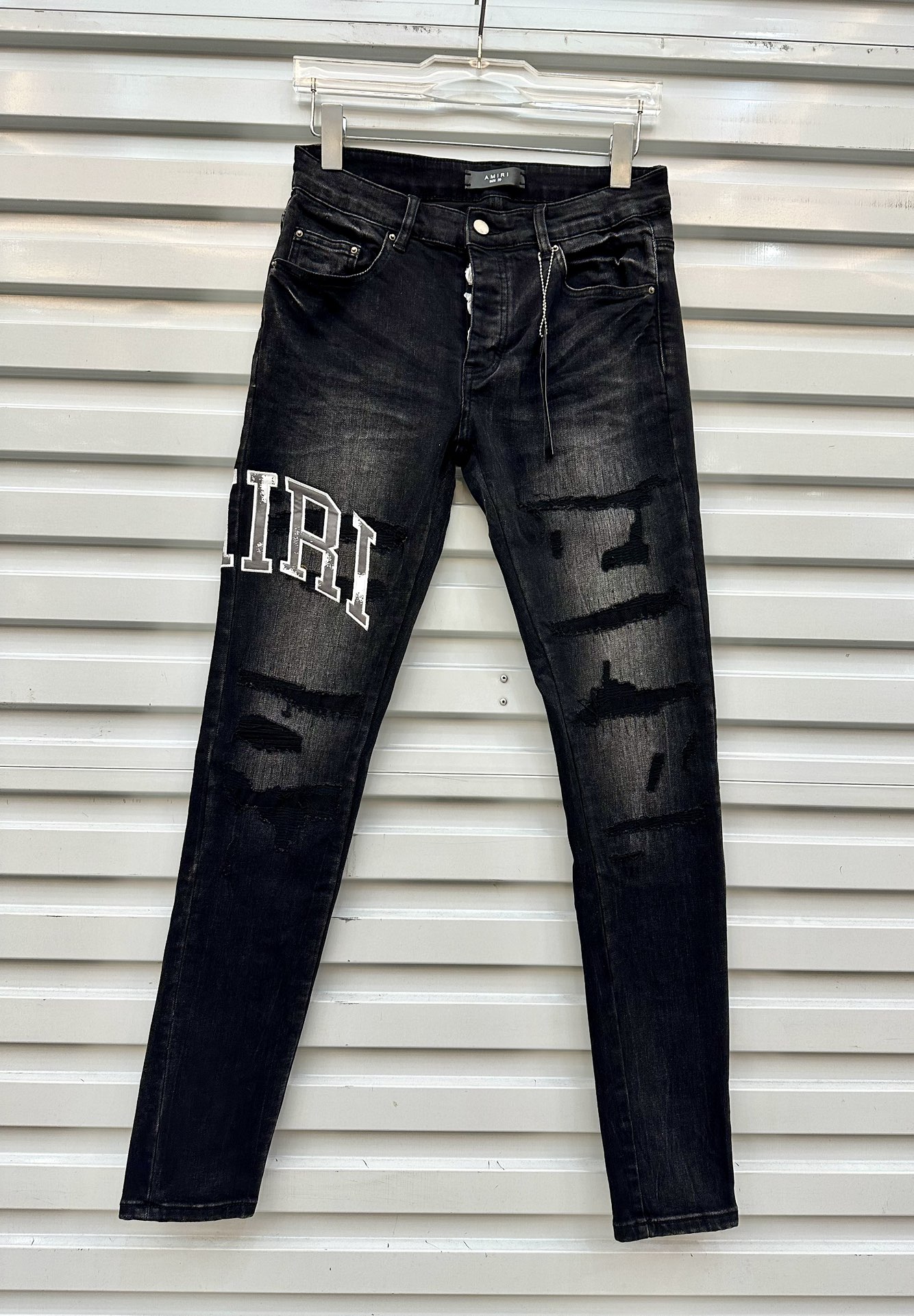 108_Amiri Jeans