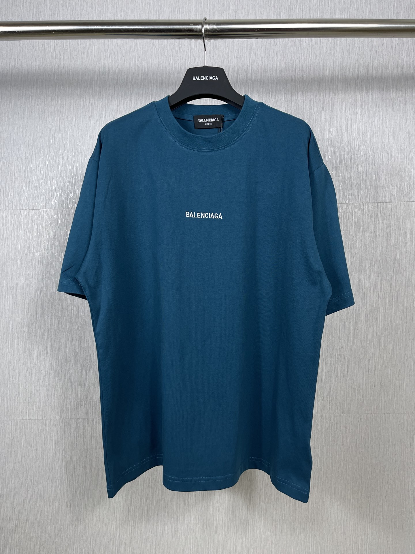 10_Balenciaga T-shirt