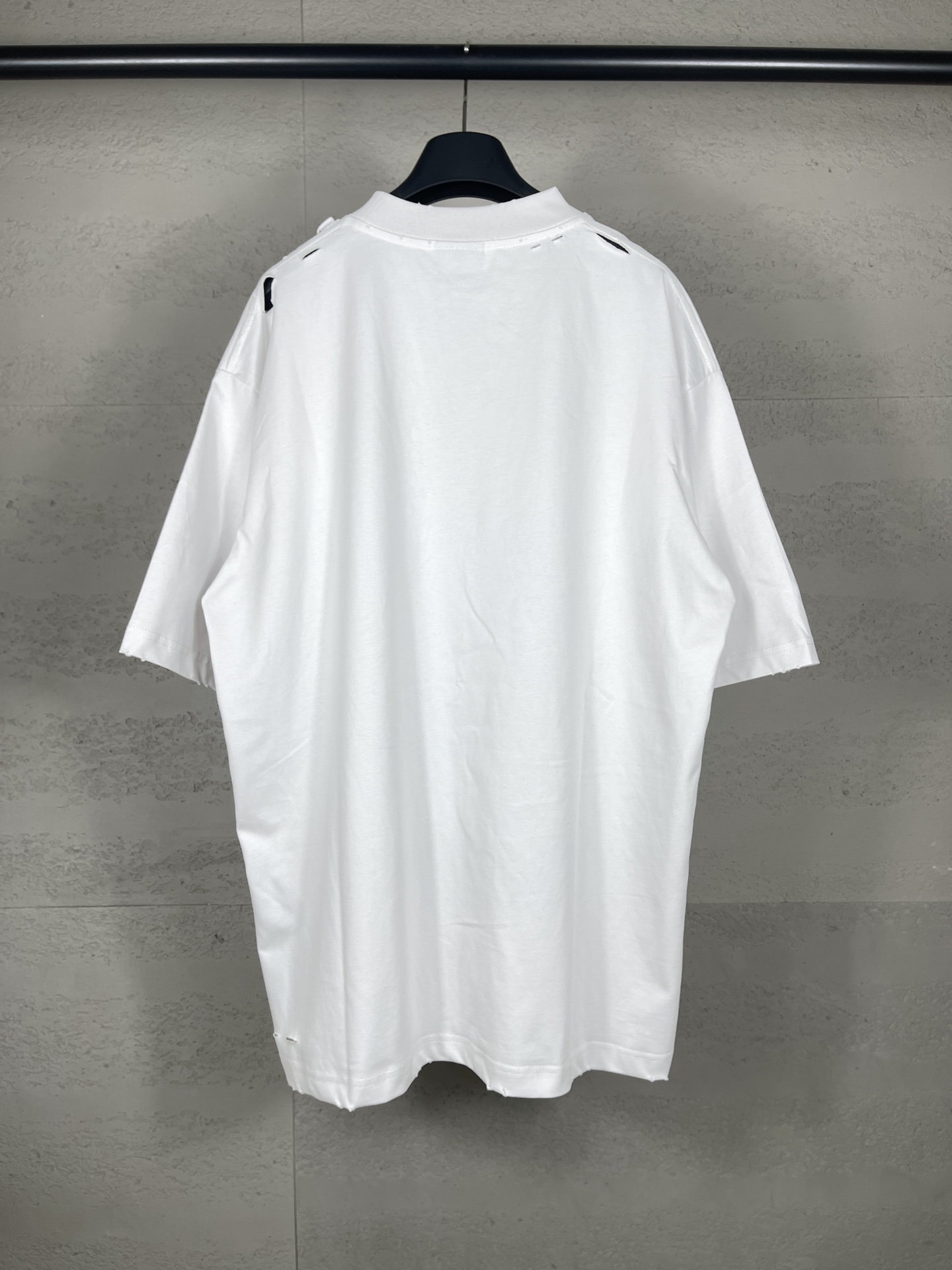 21_Balenciaga T-shirt