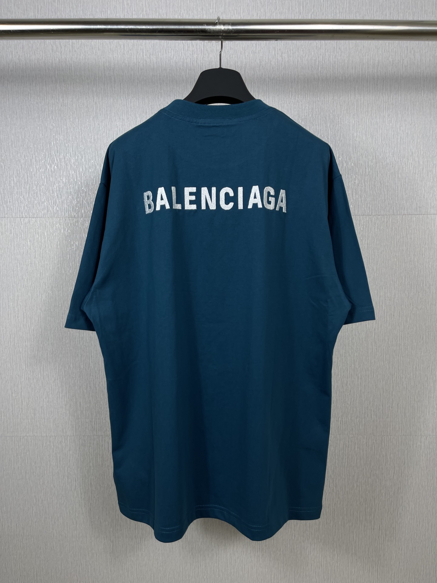 10_Balenciaga T-shirt