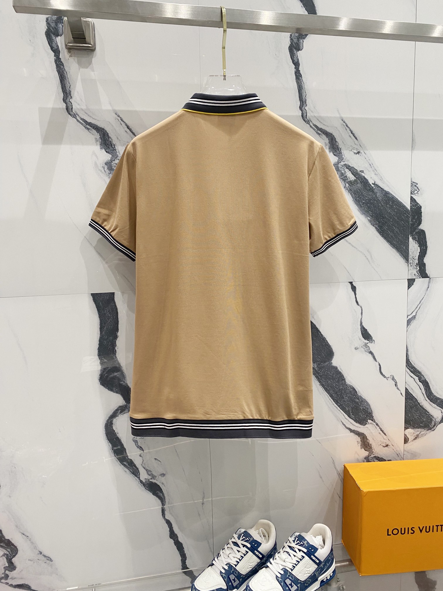 11_Burberry Polo