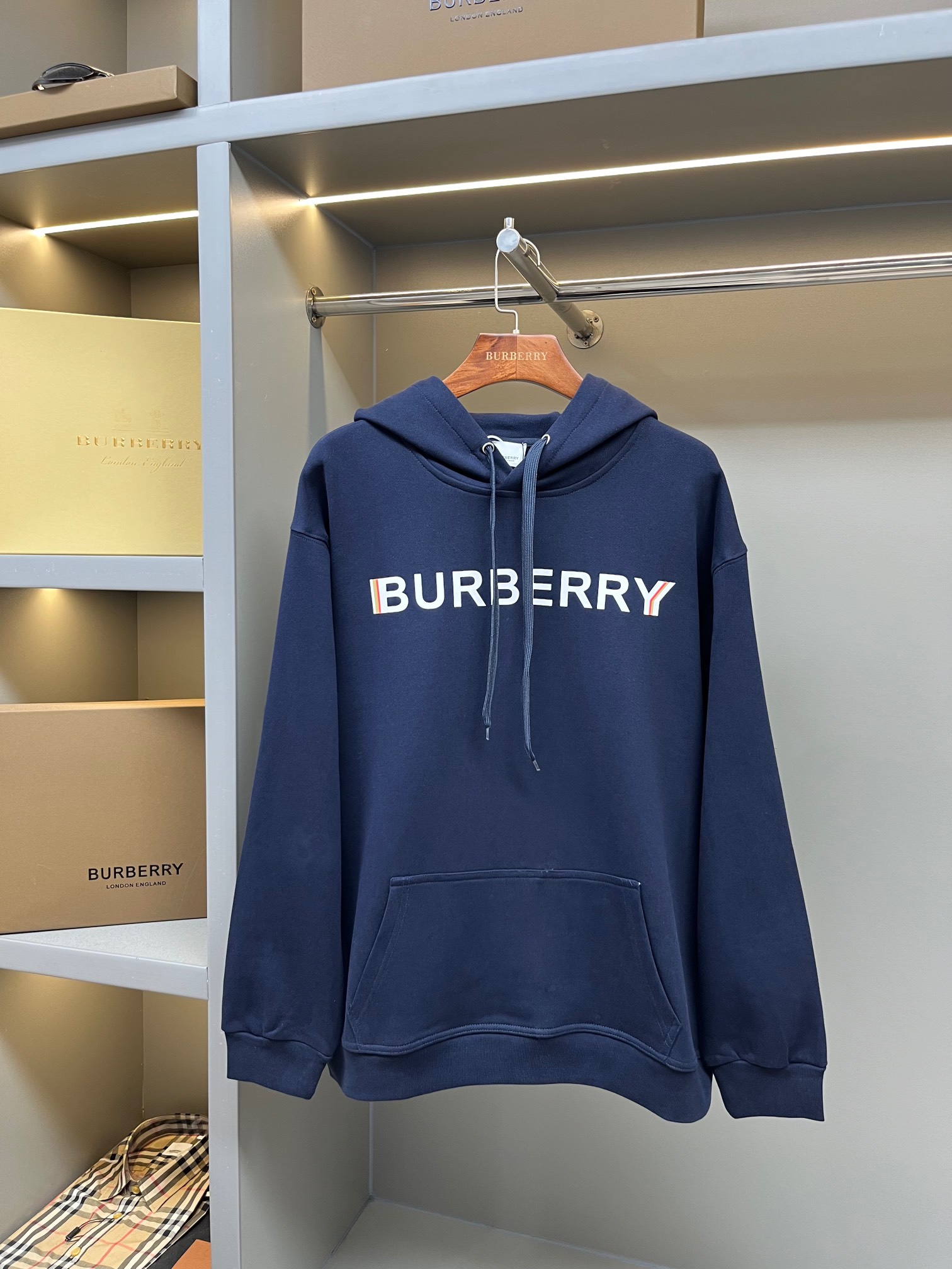 23_Burberry Hoodie