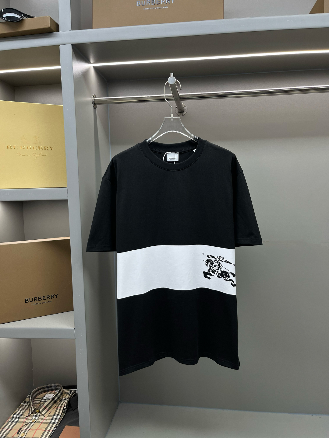 37_Burberry T-shirt