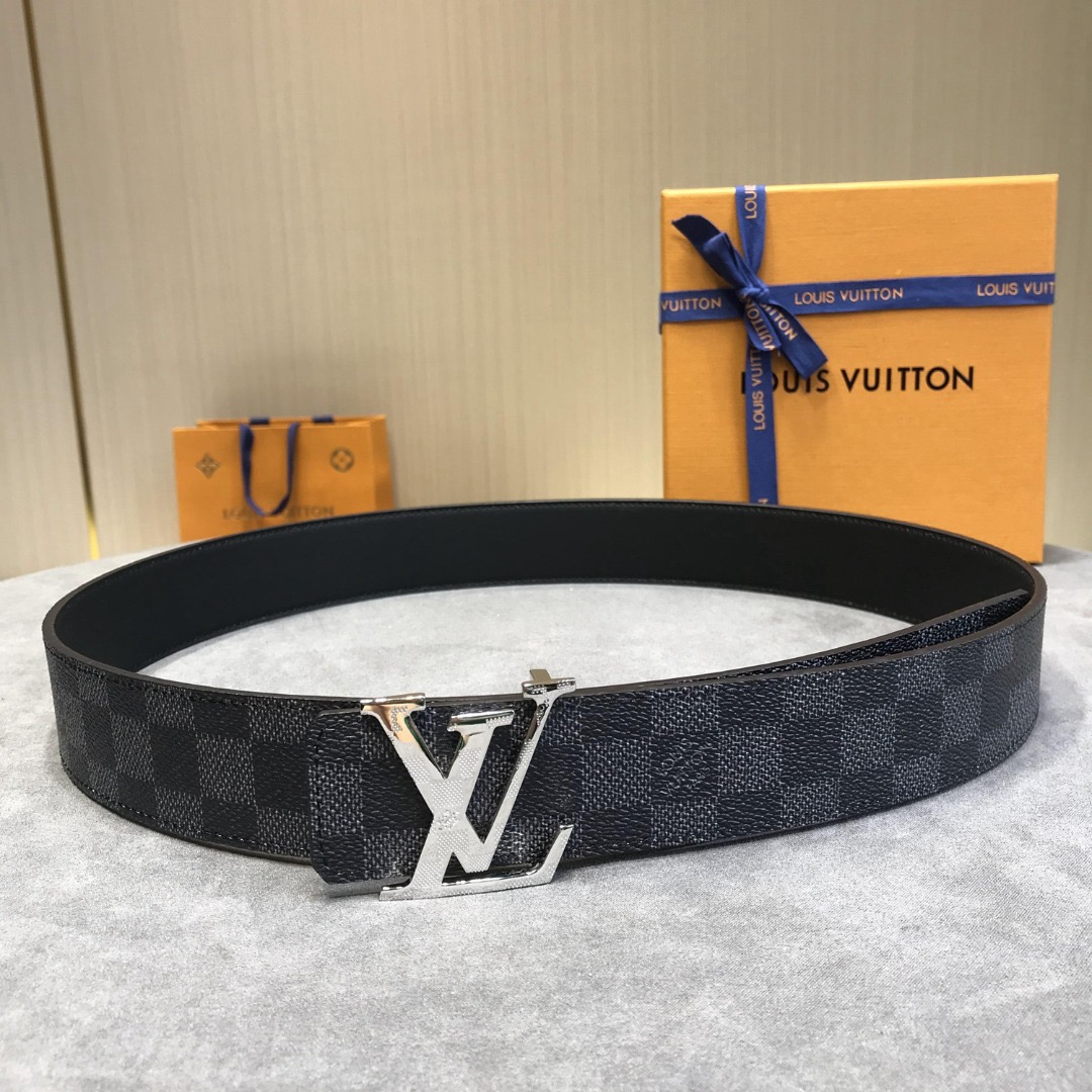 11_Louis Vuitton Belt