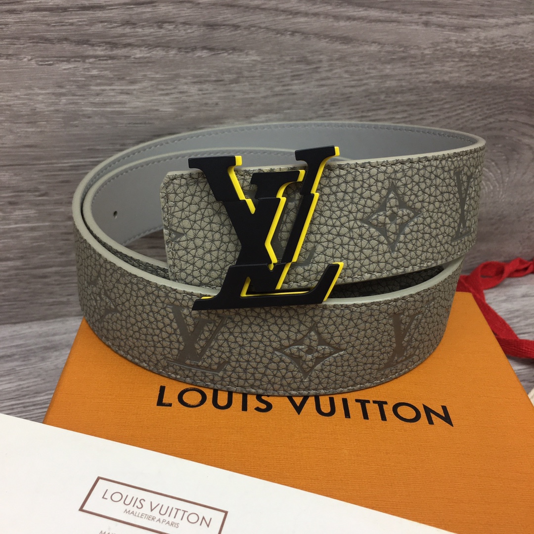 85_Louis Vuitton Belt