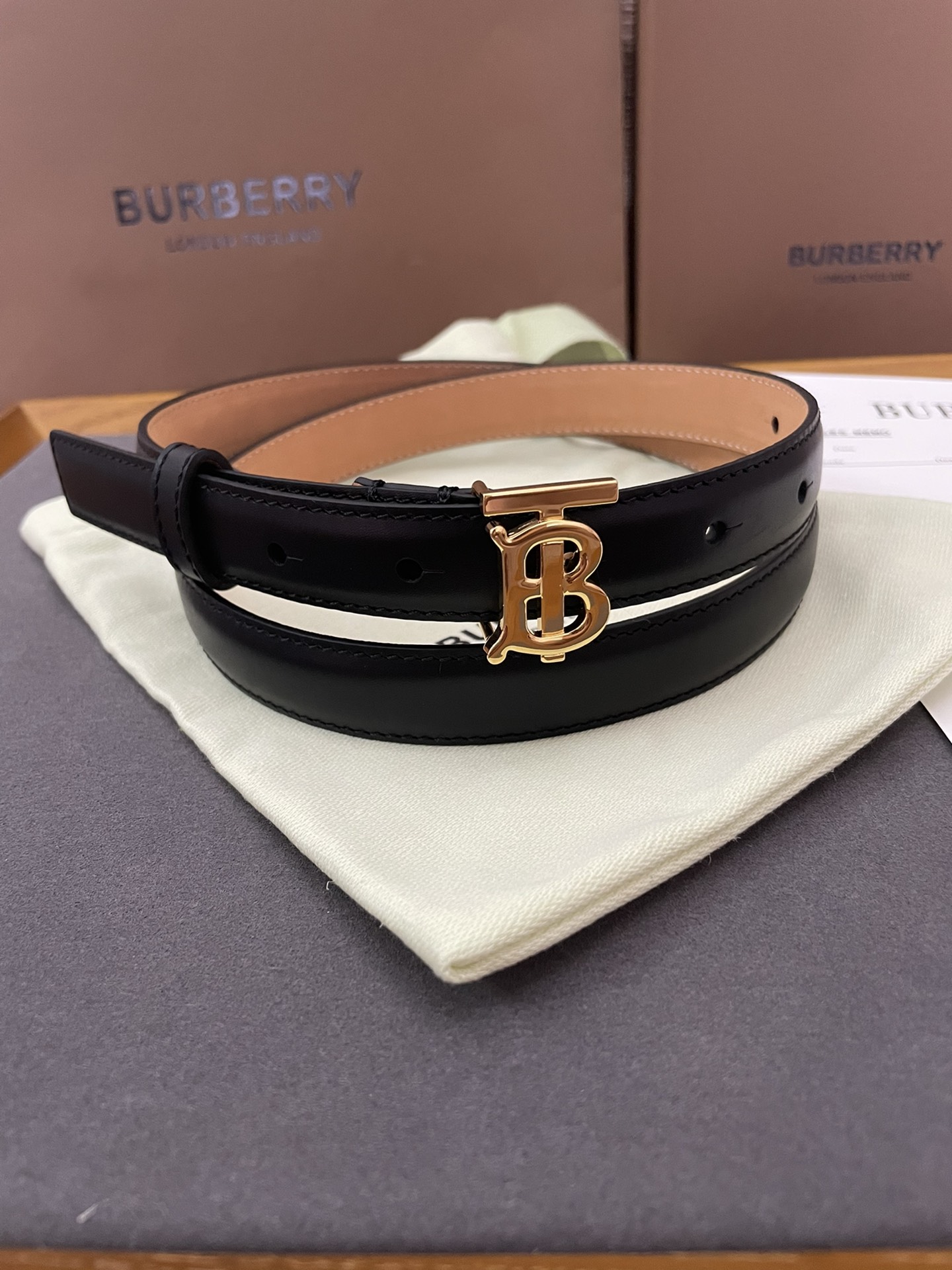 41_Burberry Belt