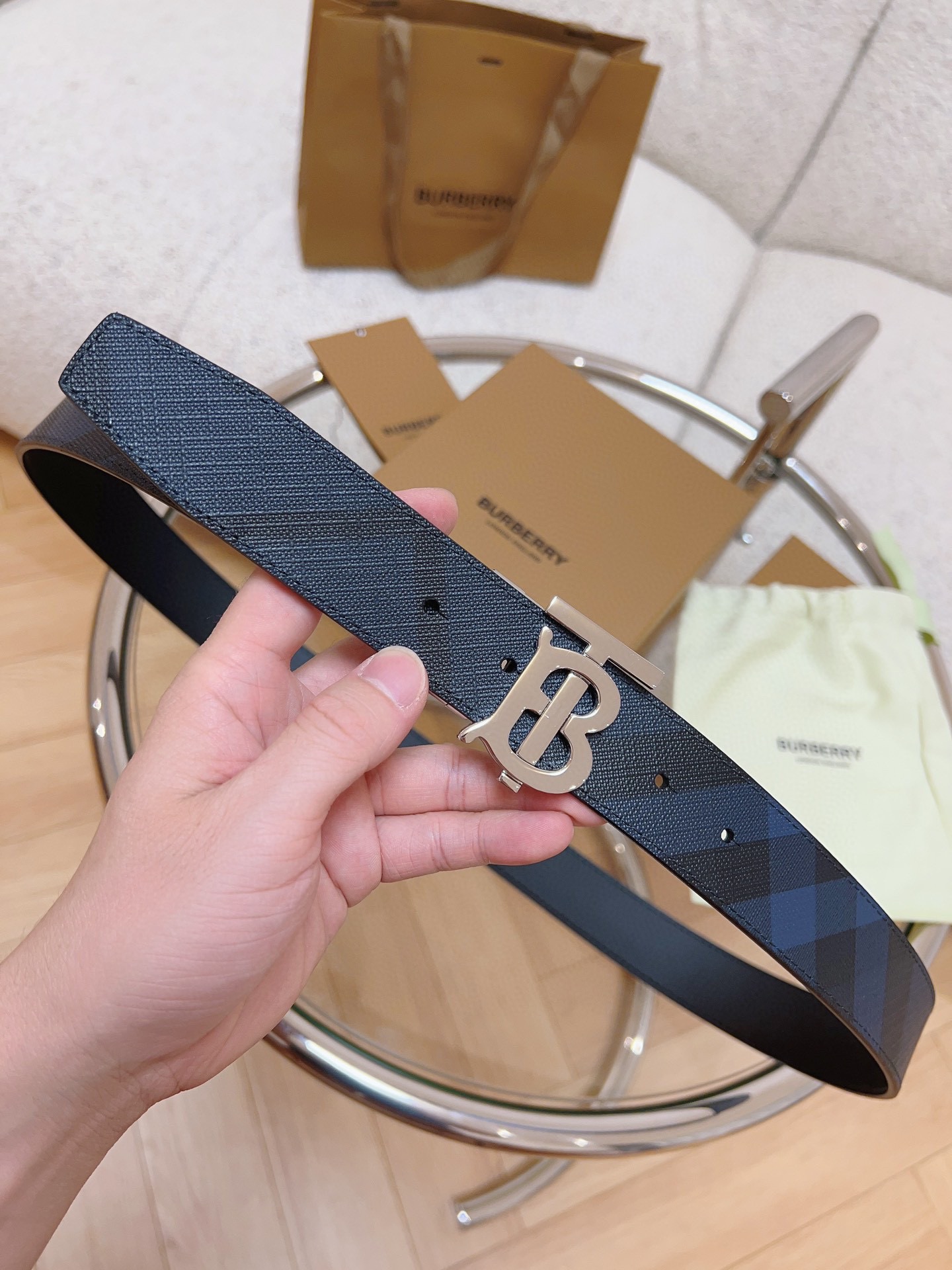 65_Burberry Belt