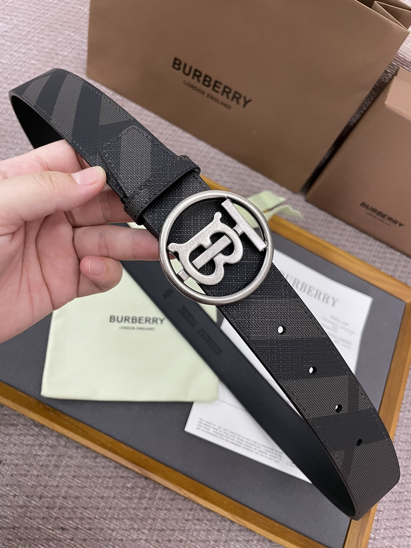 48_Burberry Belt