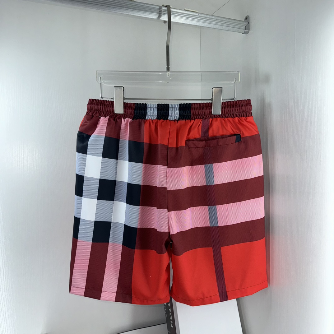 111_Burberry Shorts