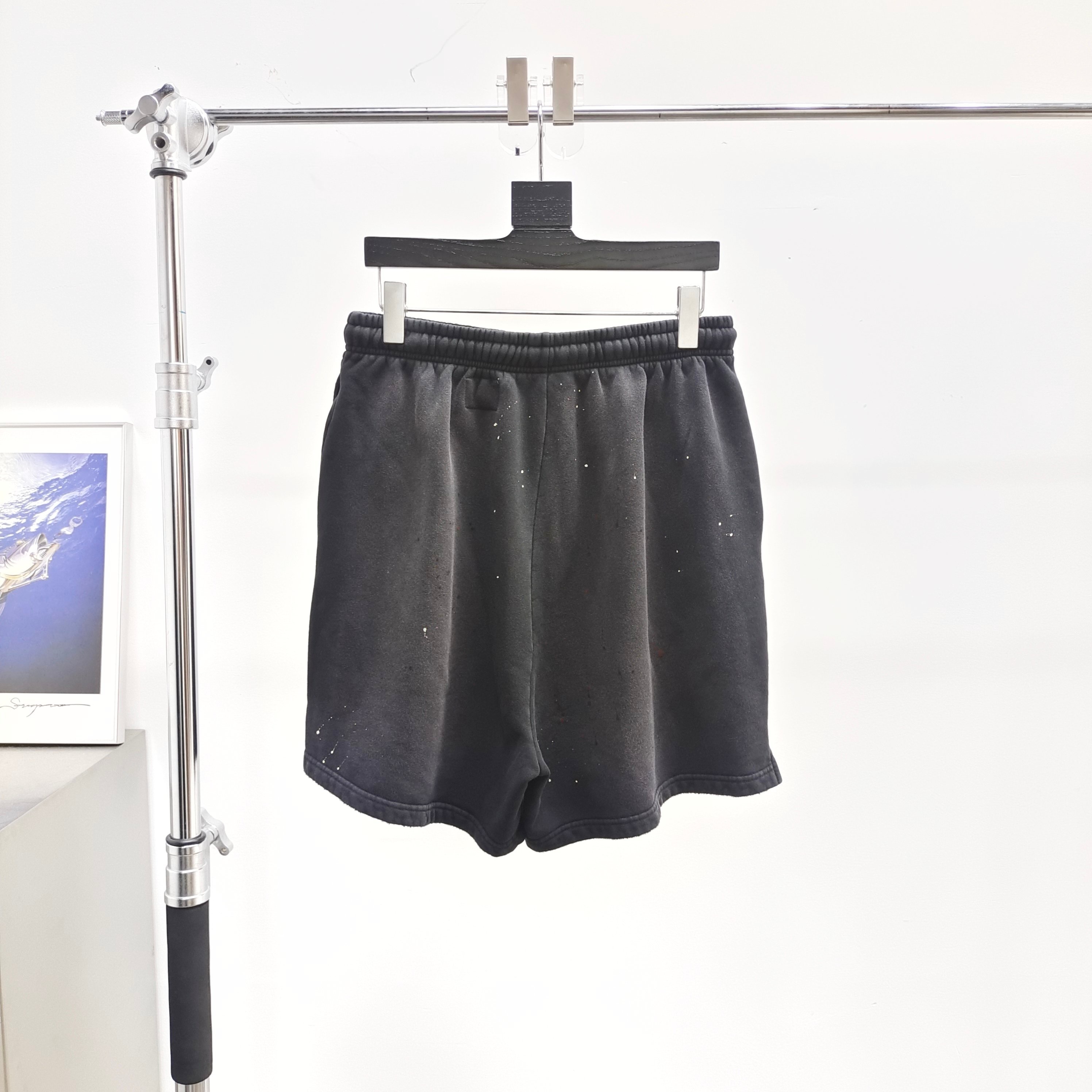 33_[1:1 NFC tag quality] Hellstar Shorts