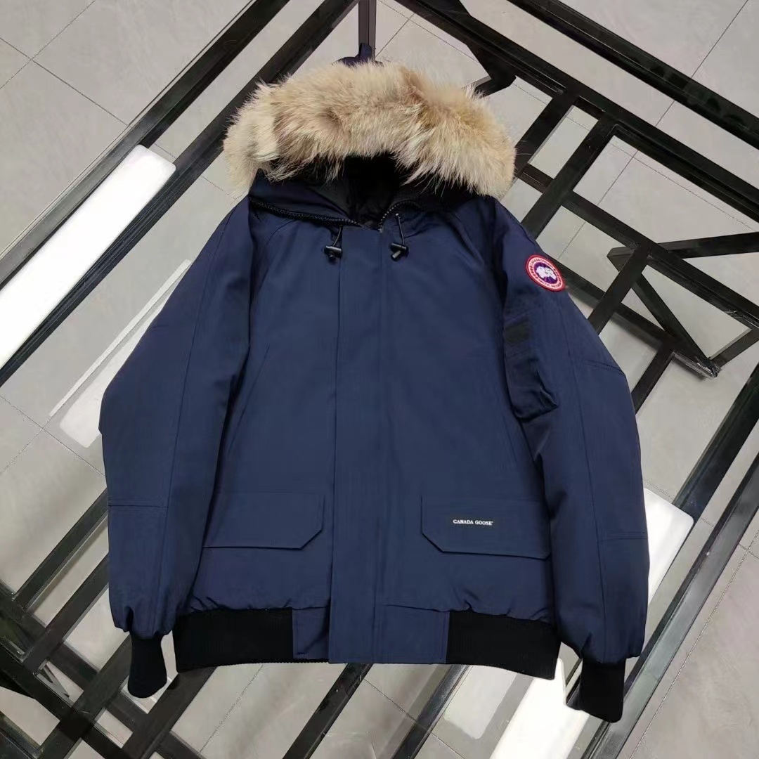 94_Canada Goose Down Jacket