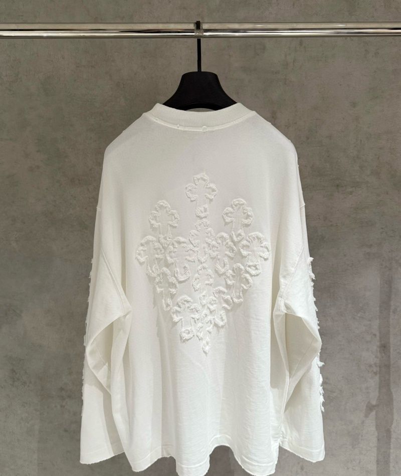 39_Chrome Heart Crewneck