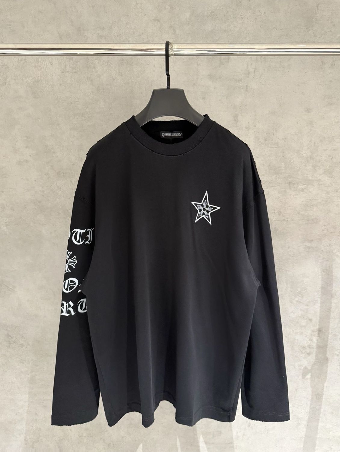 8_Chrome Heart Crewneck