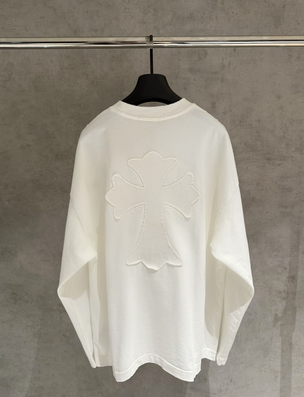 19_Chrome Heart Crewneck