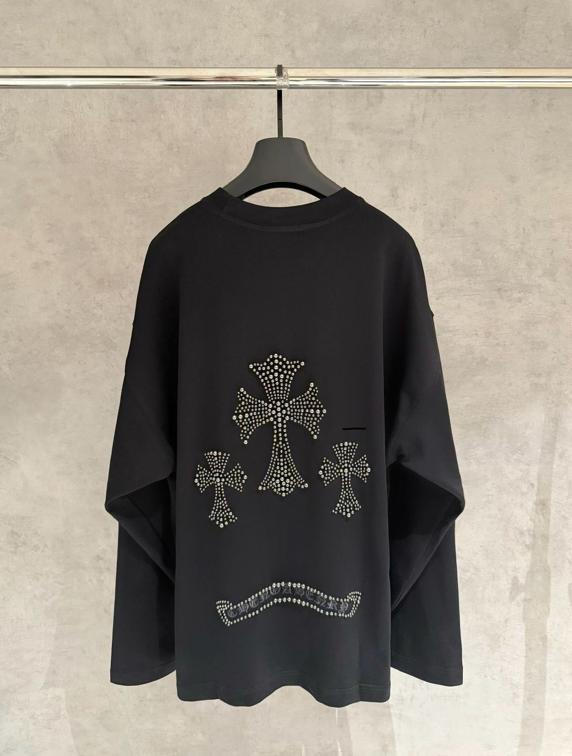 27_Chrome Heart Crewneck